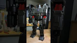 1200 Transformers Megatron transforms itself Toys Technology [upl. by Gerard]