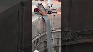 Building shear wall concrete pouring process [upl. by Ibbison556]