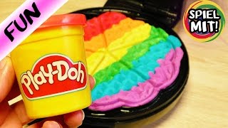 WAFFELEISEN VS PLAY DOH KNETE Experiment  coole REGENBOGEN WAFFEL selber machen [upl. by Rysler]