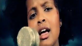 Hanna Girma ሀና ግርማ  Delala ደላላ New Ethiopian Music 2014 [upl. by Enelam]