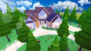 ROBLOX 🏡⏩ Roville Suburban Family  Best Of RoVille Home Edition With House Code  RoVille Tours [upl. by Tillinger]