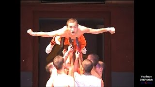 China Henan original Shaolin Mönche Die Highlights der Schow Nr1 [upl. by Roux]