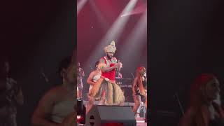 Eloko oyo dance  Fally Ipupa à l’ AccorHotels Arena [upl. by Norvall]