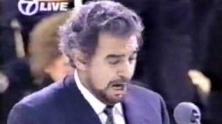 Placido Domingo sings Panis angelicus and Ave Maria [upl. by Rama]