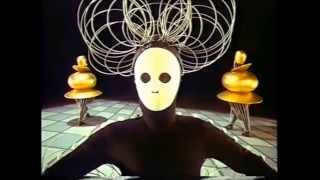 Oskar Schlemmer  Das triadische Ballett [upl. by Dhu]