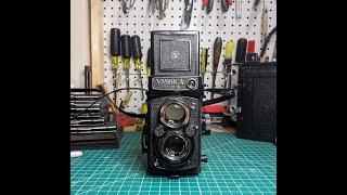 Yashica Mat 124G repair [upl. by Angelina305]