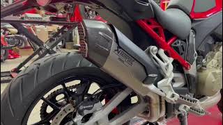 Ducati Multistarda V4s con Scarico completo Akrapovic Sound [upl. by Holbrook]