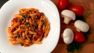 PASTA E TONNO con funghi primo piatto facile e veloce [upl. by Llennej816]