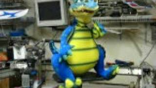 Axtell quotHandsFree Puppetquot animatronic Dragon [upl. by Sirtimid]