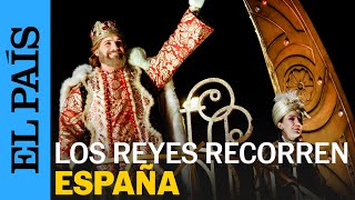 Los Reyes Magos reparten ilusión en las cabalgatas por toda España  EL PAÍS [upl. by Anak543]