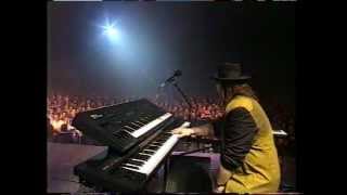 Toto  Live in Paris  Hold The Line  full extended version [upl. by Onibas]