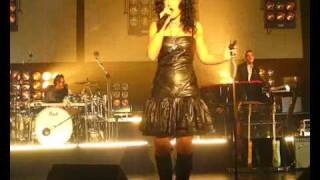 Giusy Ferreri  Noviembre spanish version live at Lime Light  Milano il 25022009 [upl. by Otsirave977]