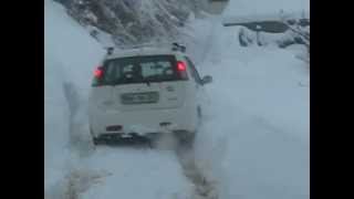 SUZUKI IGNIS 4WD ON SNOW [upl. by Moina]