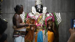 The Hindu Madhavan  NACHIYAR KOIL  KALGARUDAN KUMBAKONAM [upl. by Bornstein]