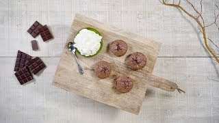 Chocolade Lava cake  Receptvideos [upl. by Moir]