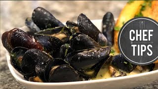 Classic French Mussels Recipe  Moules Marinière with White Wine amp Garlic Butter Sauce [upl. by Thanh]