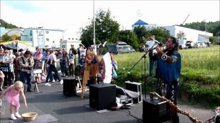 IMAGENES  Indians live in Geiselwind zum Truckertreffen 2011 Indianermusik  Teil 2 [upl. by Kidd]