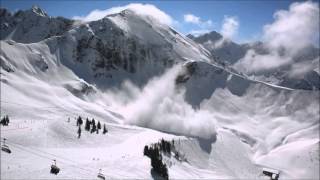 Lawine überrascht Skifahrer Kanzelwand Oberstdorf Ostern 2016  snow avalanche [upl. by Tletski182]