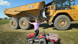 Digging dirt and driving HUGE dump truck  Tractors for kids [upl. by Gant750]