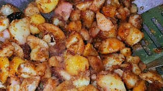 चटपटा मसालेदार आलू की सूखी सब्जी  dhabe wala masala aalu  Foodwithneha12 fry aloo sbji [upl. by Essyle]