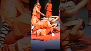 Die Show der original Shaolin Mönche in China kungfu martialarts karate samurai [upl. by Akinehs]