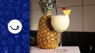 Cómo hacer una Piña Colada paso a paso [upl. by Trescott]