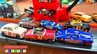 DISNEY CARS DIECAST CAMPEONATO RACING LEGENDS Y FABULOSO RAYO MCQUEEN [upl. by Llamaj]