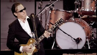 Joe Bonamassa  Muddy Wolf at Red Rocks 2014 [upl. by Amsden]