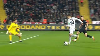 Mesut Özil 2018 ▬ A touch of magic  Best Skills Goals Assists amp Passes 201718 HD [upl. by Wolsniw]