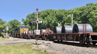 Gigantic Intermodal Train With DPU Illinois Central Locomotive Trains Pass In Carlisle Ohio CSX [upl. by Adorne147]