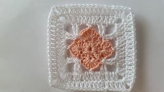 Tutorial mattonella con fiore a 4 petali alluncinetto [upl. by Atenek]