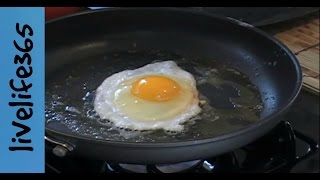 How toMake a Perfect Fried Egg [upl. by Narine276]