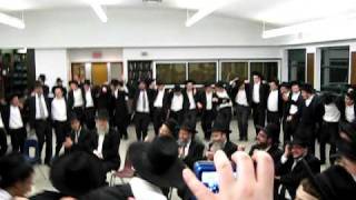 Dancing at the Chanuka Mesiba in the Yeshiva Gedolah Zichron Shmayahu Of Toronto 5771 [upl. by Alyosha732]