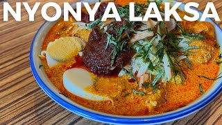 🇲🇾 TRULY AMAZING NYONYA LAKSA in MELAKA Nyonya Dumplings amp BEST CENDOL [upl. by Yecniuq]