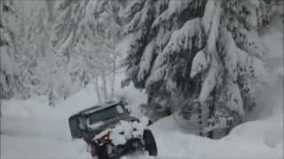 Jeep Wrangler in Deep Snow Pacific Northwest Cascades of Oregon [upl. by Erehc]