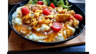 aardapels puree met kerrie kruiden en kipfilet بطاطس مدعوسة بصدر الدجاج وتوابل الكيري [upl. by Yrrot]