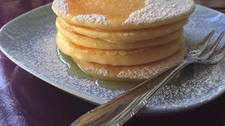 ♡Ricetta dei PANCAKES con miele [upl. by Nnelg]