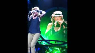 Sugarland live stuck like glue [upl. by Novyar932]