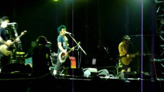 NOFX  Bottles to the Ground HD live [upl. by Sidell]