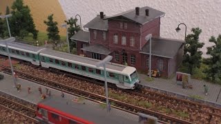 Modellbahn Spur N 1160  Bahnhof mit LED Beleuchtung Tutorial  Modelleisenbahn [upl. by Ancalin]