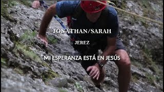 Mi Esperanza Está en Jesús  Jonathan amp Sarah JerezPeriscopio  Lyric Video [upl. by Nolur641]