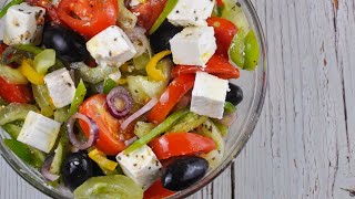 Salata greceasca cu feta aromata nutritiva si foarte gustoasa 🏠 Casuta Laurei [upl. by Kosel]