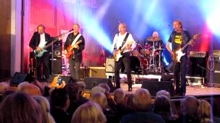 Papa oom mow mow  THE SPOTNICKS Nora 20120714 [upl. by Elsa842]