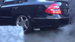 W211 Kaltstart E500 AMG exhaust brutal🔞💯🔚✔️ [upl. by Giovanna]