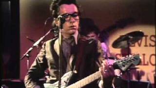 ELVIS COSTELLO  Watching The Detectives 1978 [upl. by Omora19]