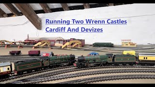 Running A Pair Of Wrenn Castle Class Locos On The Vintage Triang Super 4 Mainlines [upl. by Bloxberg]