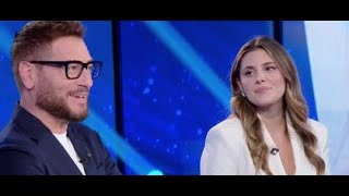 Enrico Papi per la prima volta in tv con la figlia Rebecca che vive negli Stati Uniti le immagini [upl. by Sonstrom]