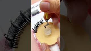 Doing wispy lash set with me tdancelashes lashesonlashes eyelashextensions wispylashes [upl. by Ainadi]