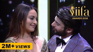 Fawad ki shayari par Sonakshi fida [upl. by Pauwles461]