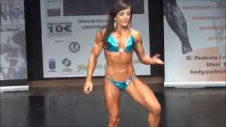 Zoraida Bermúdez Culturismo femenino en el Campeonato gallego AEF 2014 Poses libres [upl. by Jaycee209]